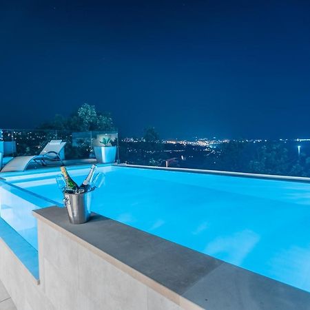 Villa The Boat With Rooftop Pool 马图利 外观 照片