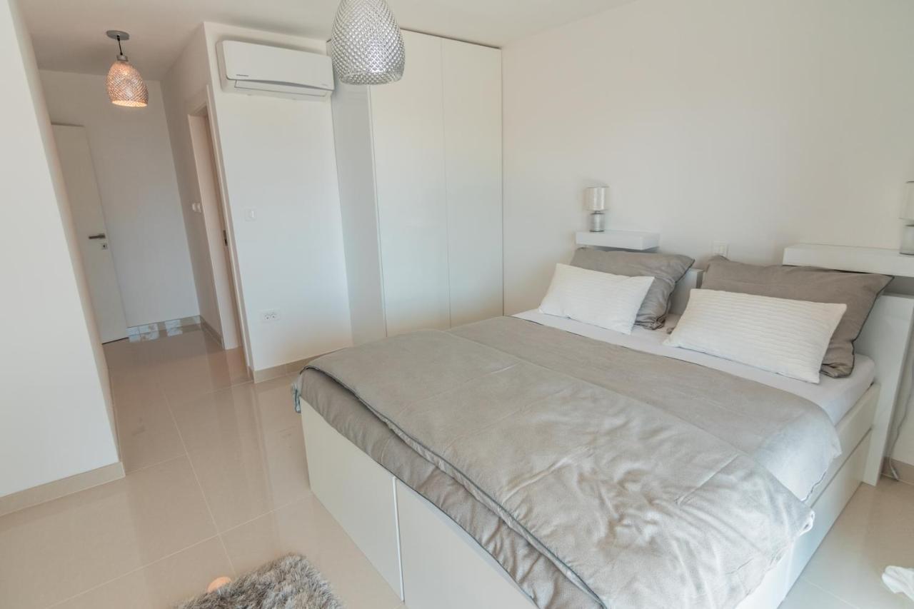 Villa The Boat With Rooftop Pool 马图利 外观 照片