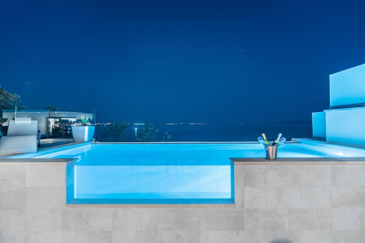 Villa The Boat With Rooftop Pool 马图利 外观 照片